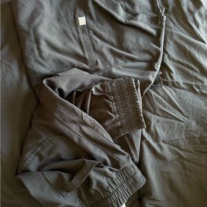 Black Beyond scrub set